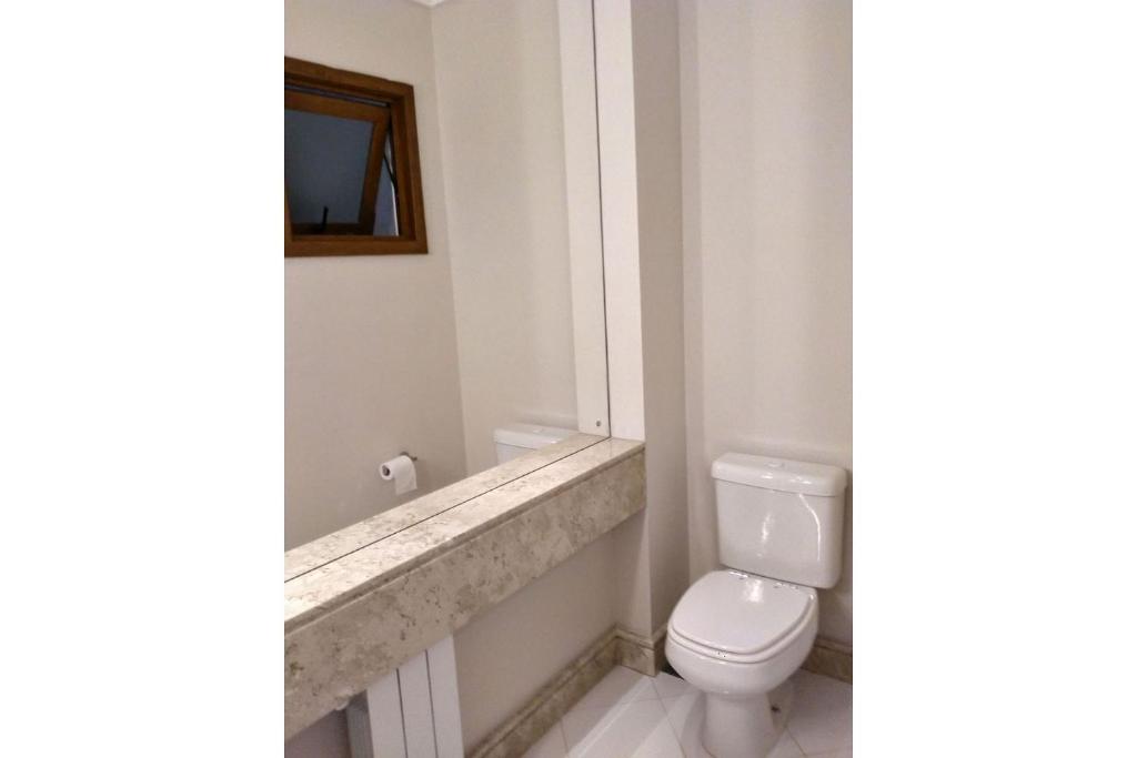 Cobertura Duplex Alto Padrão com Hidromassagem  Cobertura Duplex Alto Padrão com Hidromassagem