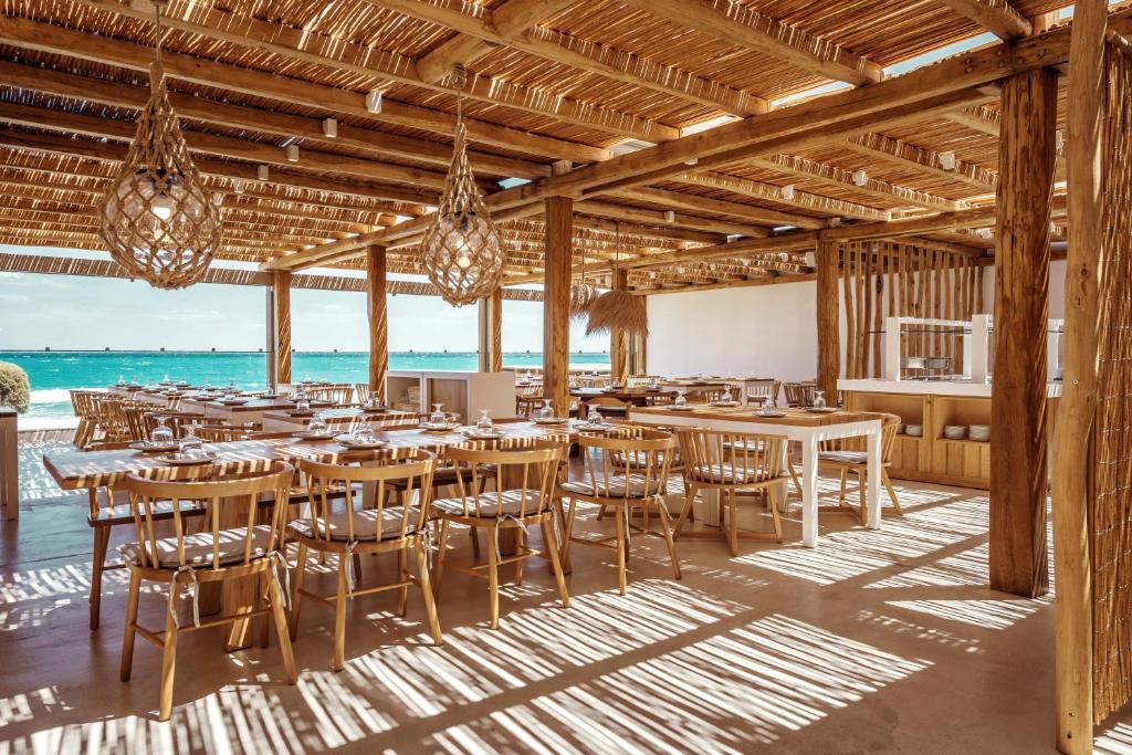 Restaurace v ubytování Mitsis Rinela