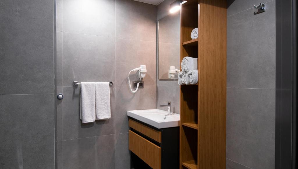 OPERA SUITES Apart Hotel - 9