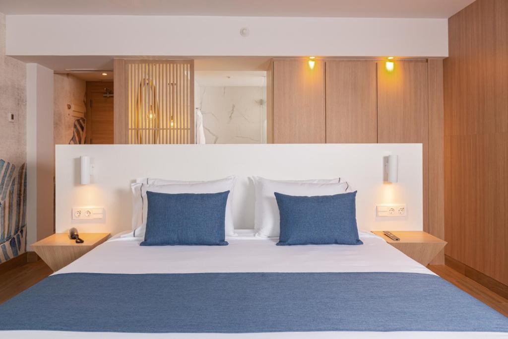 L'Azure Hotel 4* Sup - Chambre Deluxe Avec Vue Sur La Piscine (2 Adultes)