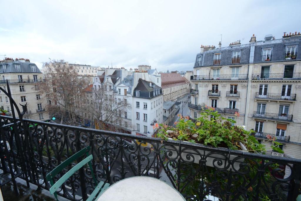 Familia Hotel - Resim 5