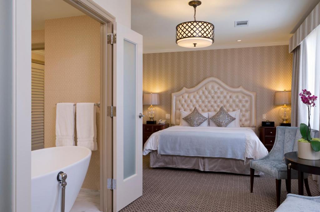 The Royal Sonesta Stephen F Austin Hotel - 