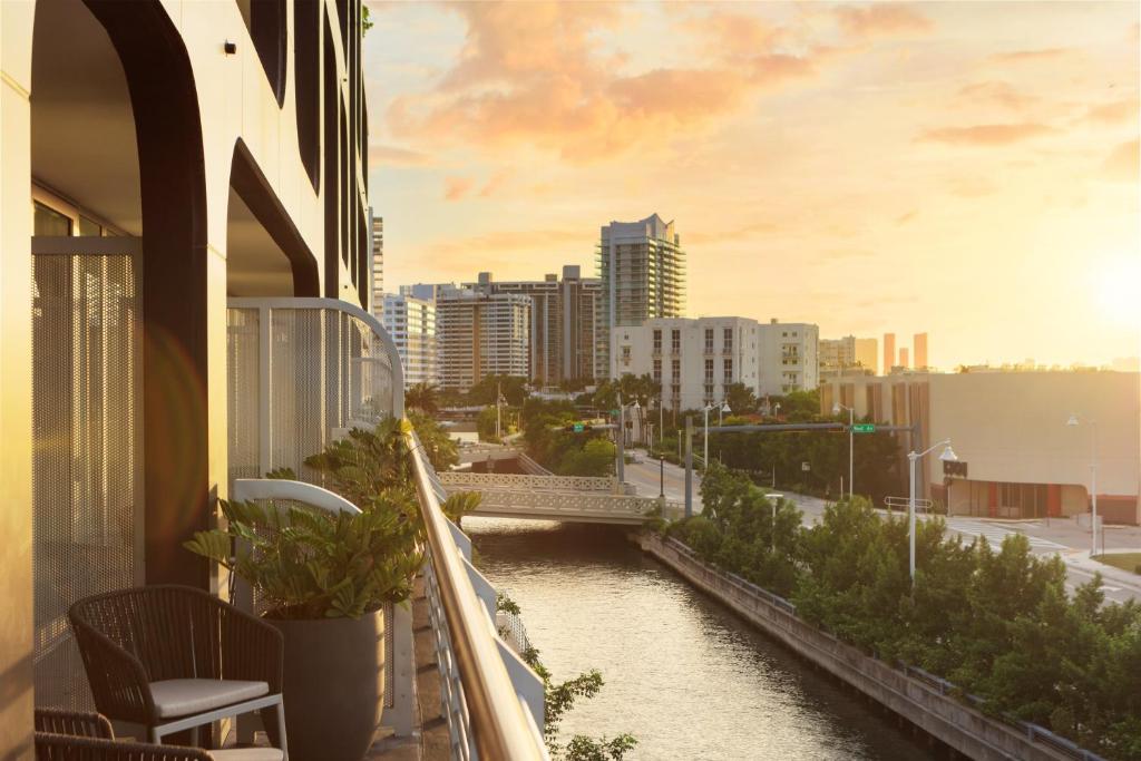 Kimpton - Hotel Palomar South Beach, an IHG Hotel - King Premium Terrace