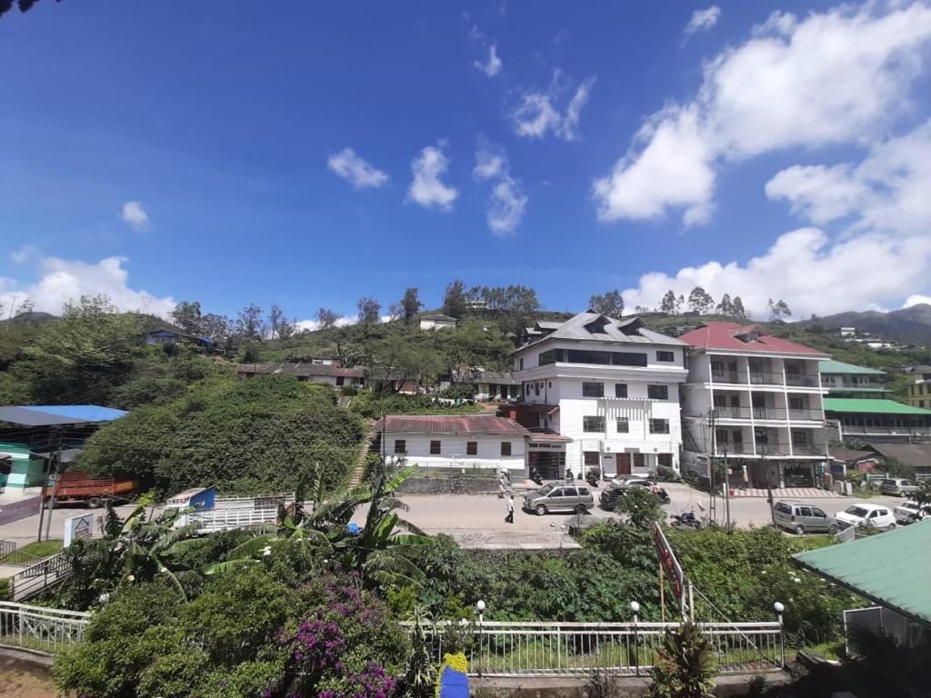 Nespecifikovaný výhled na hory nebo výhled na hory při pohledu z hotelu