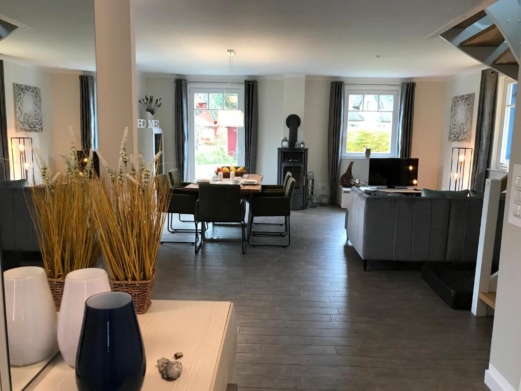 Fotografie z fotogalerie ubytování Ferienhaus Vier Jahreszeiten v destinaci Glowe