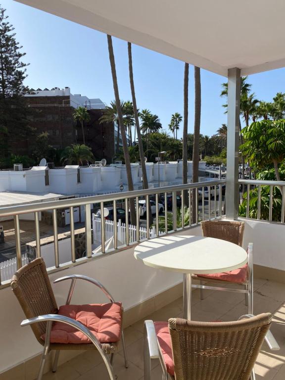Balkón alebo terasa v ubytovaní Apartamentos Oasis Sol