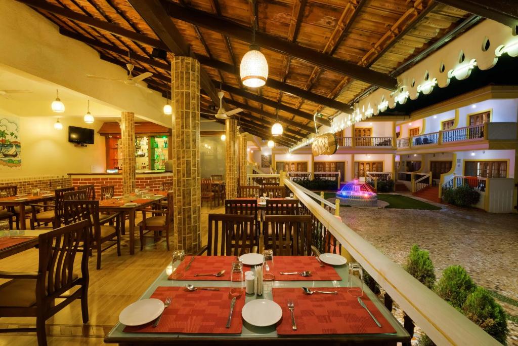 Restaurace v ubytování Spazio Leisure Resort, Goa