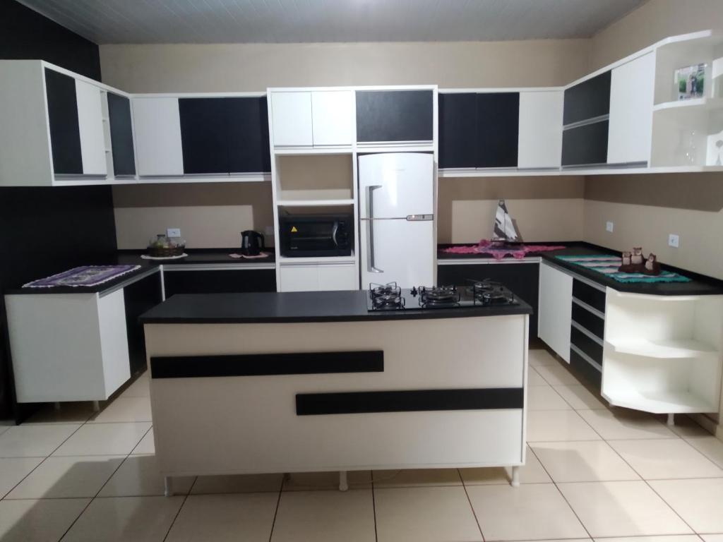  Casa aconchegante em condomínio