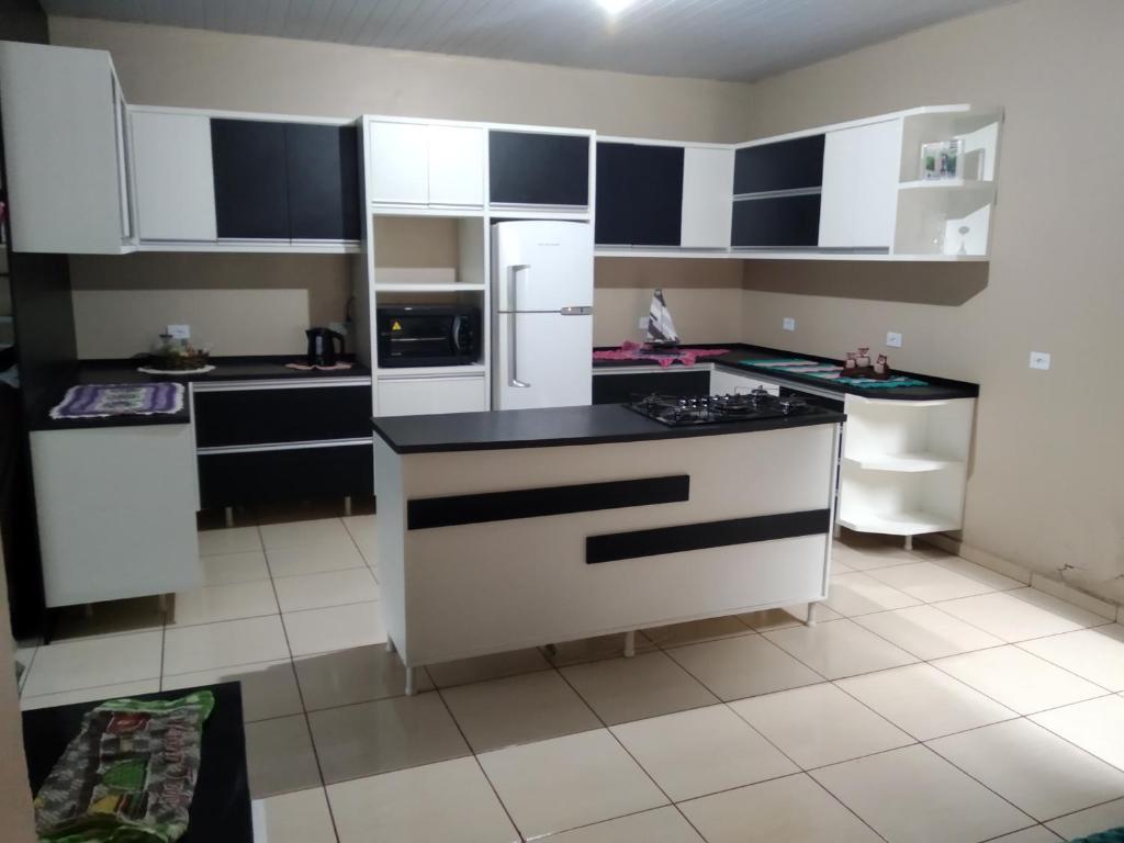  Casa aconchegante em condomínio