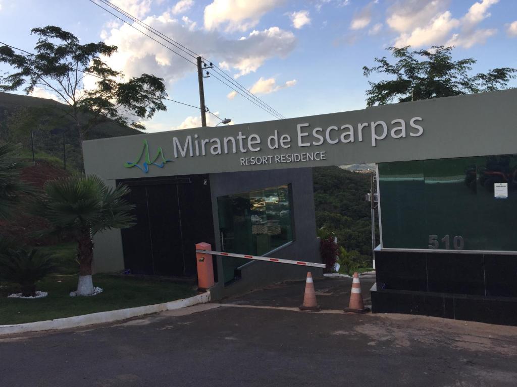  MIRANTE DE ESCARPAS 1704