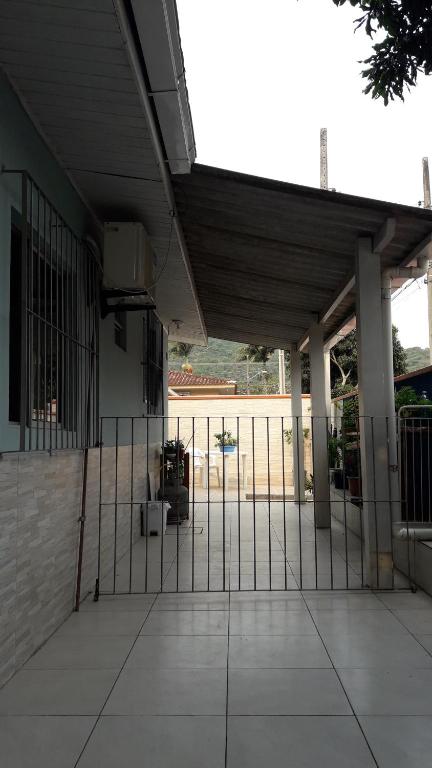  Casa 3 Dormitórios Excelente Localização