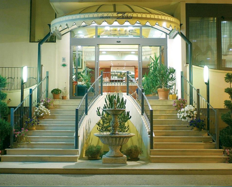 Fotografie z fotogalerie ubytování Hotel Zeus v Rimini