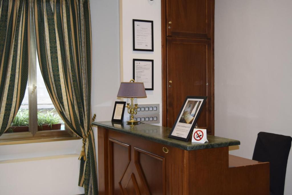 Hotel dei Quiriti - Resim 19