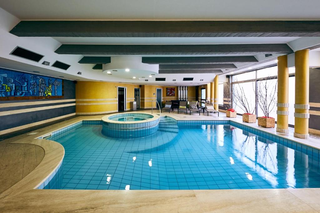 Bazén v ubytování Settecento Hotel nebo v jeho okolí