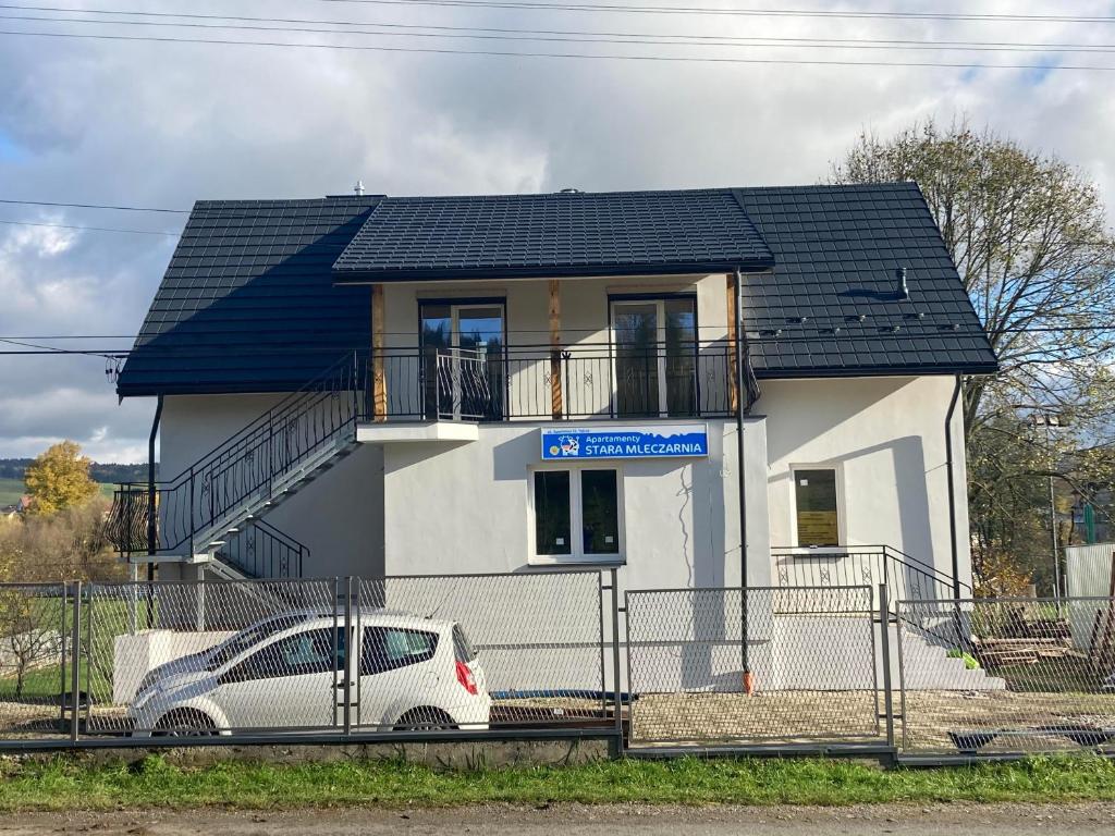 Budova, v ktorej sa apartmán nachádza