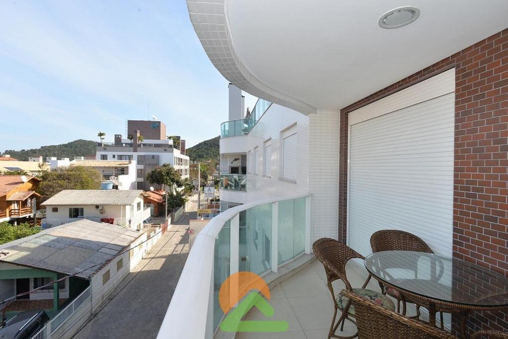  AP208BV Apartamento Condominio Boulevard - 3 Quartos - 2 Vagas de Garagem - Centro de Bombinhas