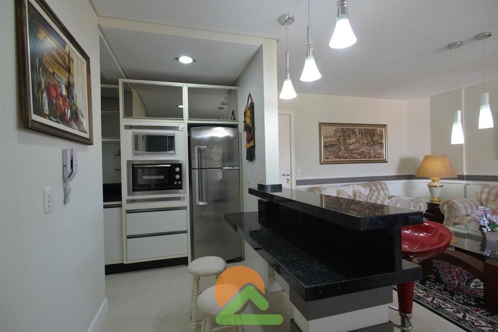  AP208BV Apartamento Condominio Boulevard - 3 Quartos - 2 Vagas de Garagem - Centro de Bombinhas