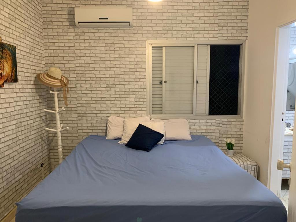  Guaruja Pitangueiras suíte king size 1 quadra da praia