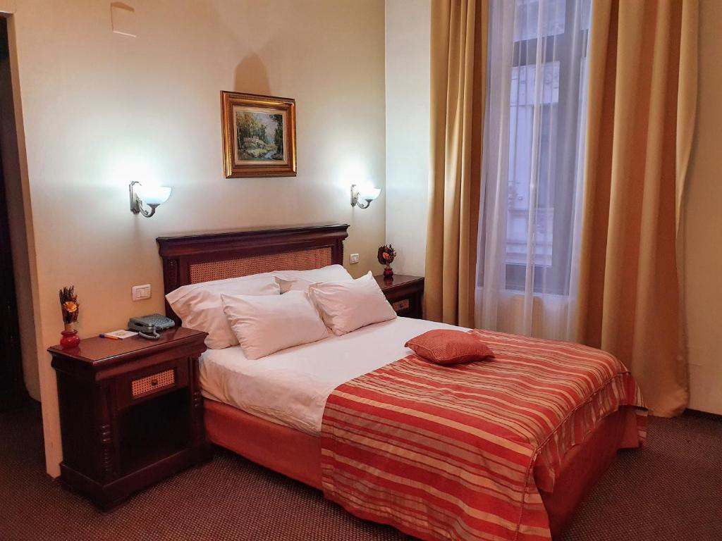 Atrium Hotel Ateneu City Center - Resim 41