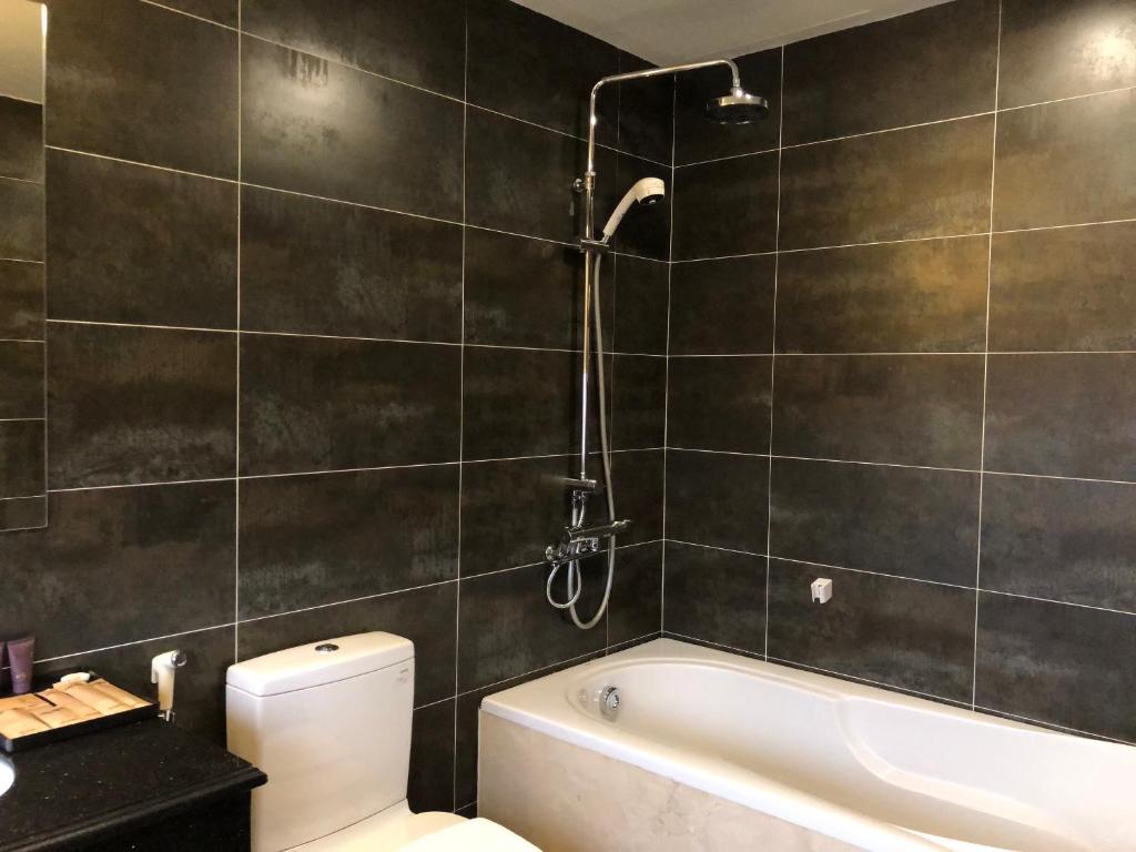 Koupelna v ubytování Moc Hoang Hotel