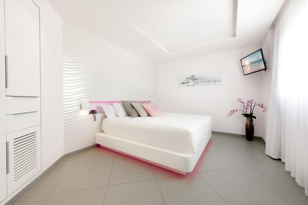 Hotel Garbi Ibiza & Spa, Playa den Bossa – Bijgewerkte ...