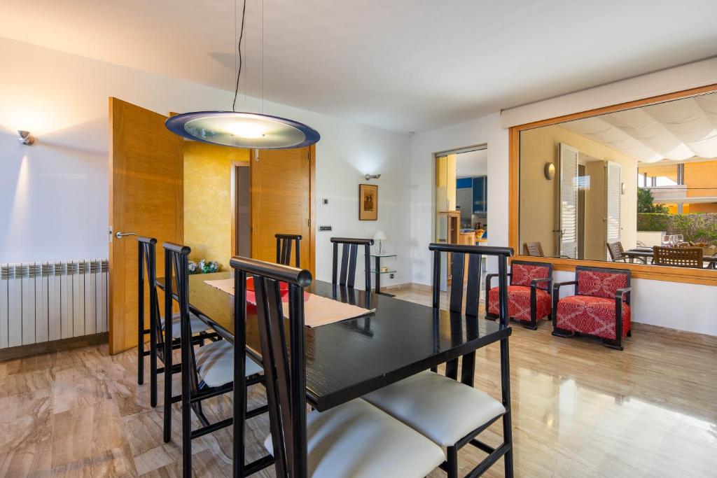 Posedenie v ubytovaní Villa Can Monxo By SunVillas Mallorca