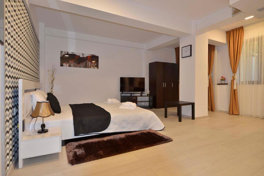 AMADEUS RESIDENCE - 