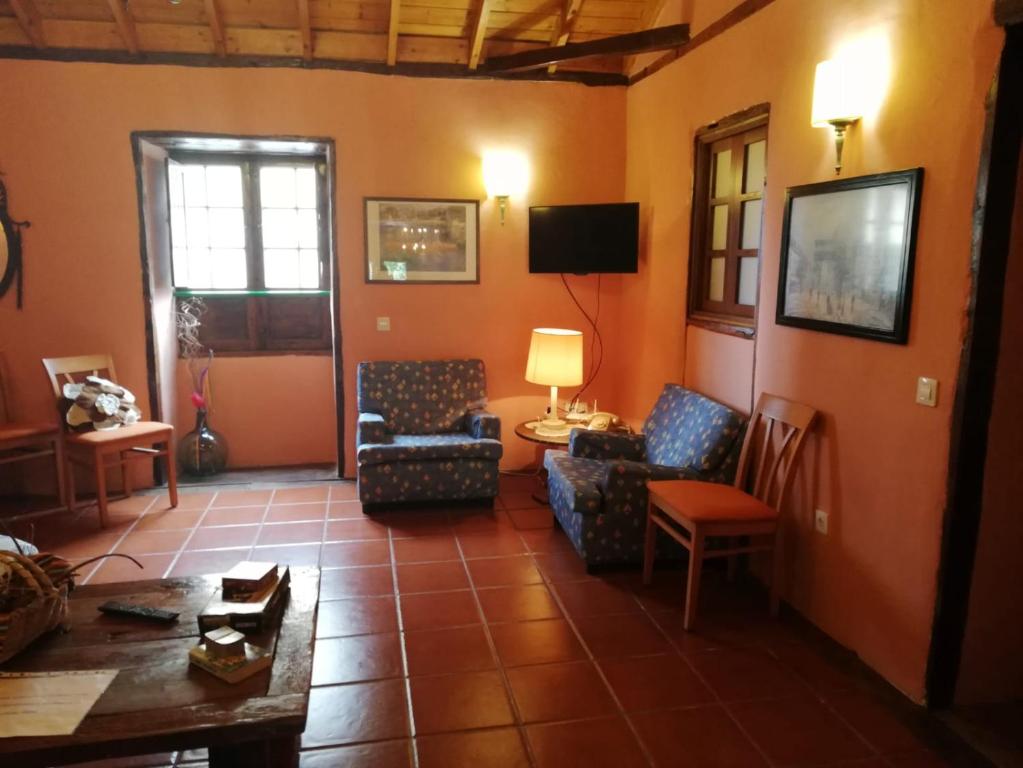 Casa El Comisario - Huis Met Vijf Slaapkamers