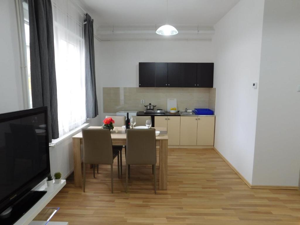 Apartments Mateo - 11