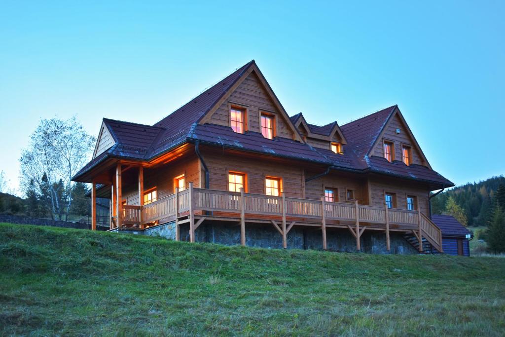 Gallery image of TATRYSTAY Chalet Mates in Ždiar