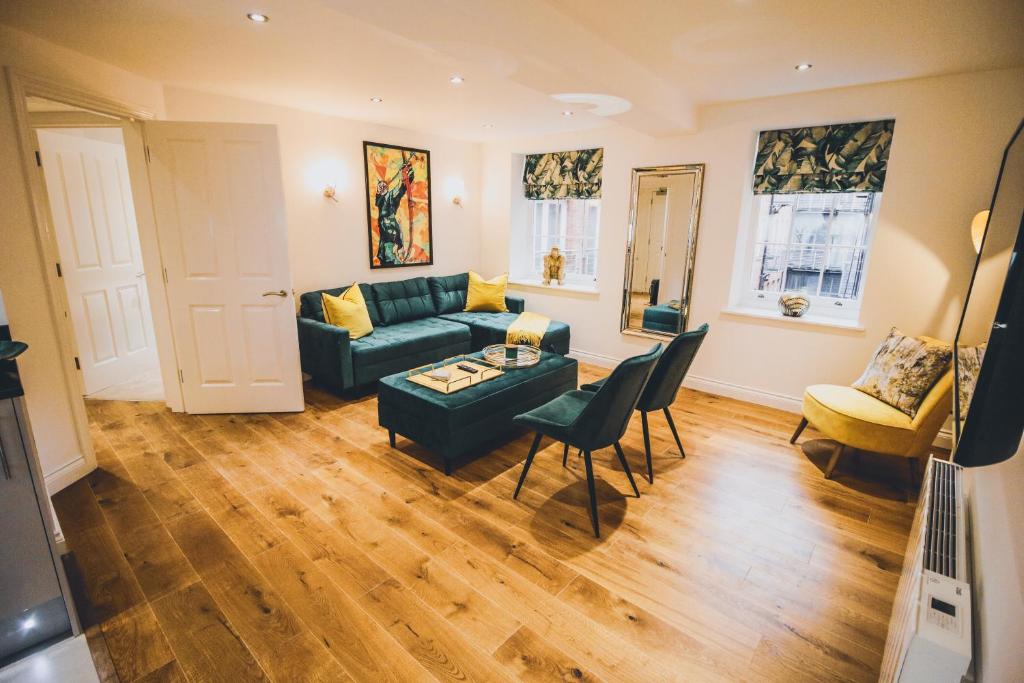 Luxury  in Historic Building - Housity