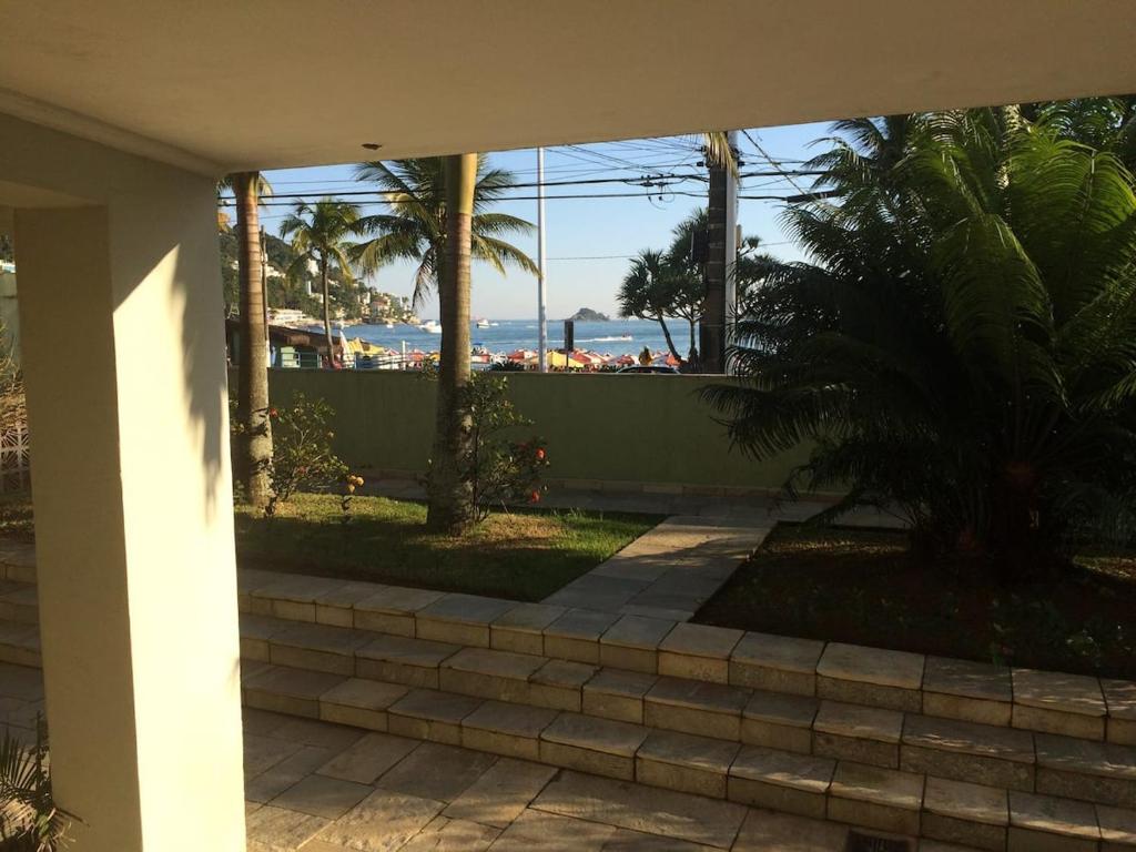  Casa no Guarujá em Frente à Praia
