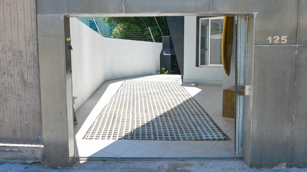  Casa PRAIA BRAVA próximo de tudo!!! 950m DA PRAIA