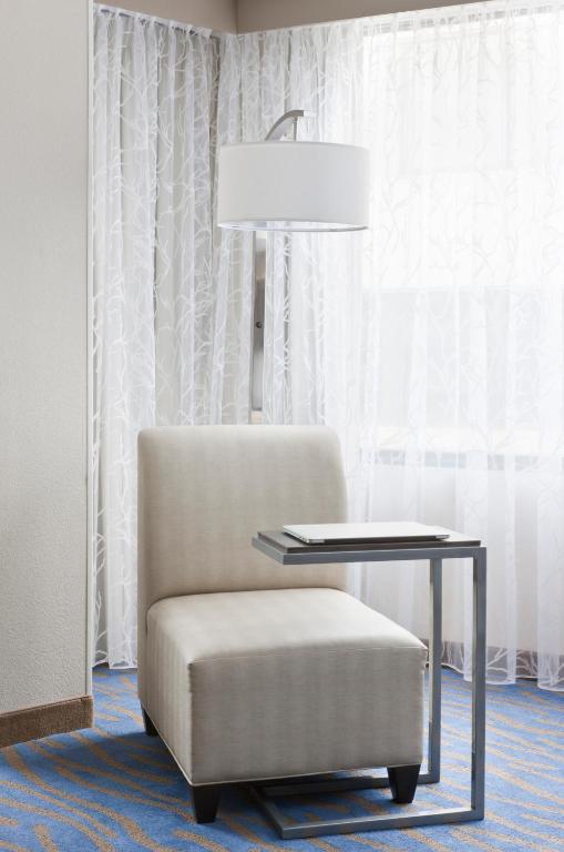 Holiday Inn Washington Capitol-National Mall, an IHG Hotel - 
