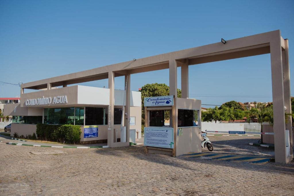  Village Lagoon B-01