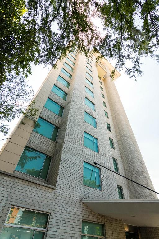 Budova, kde se aparthotel nachází