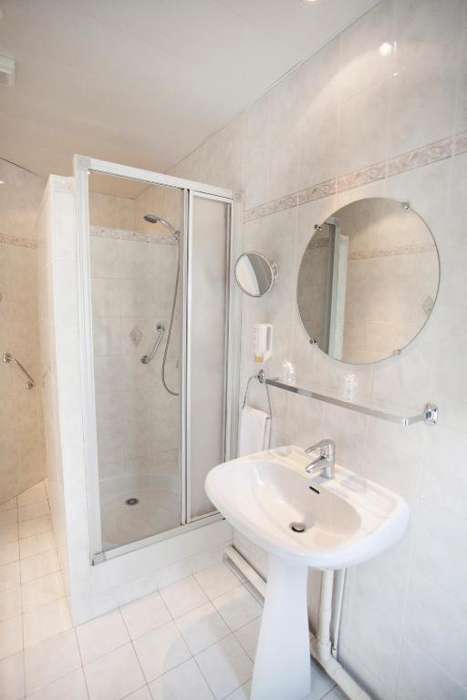 Nadaud Hotel - Resim 8