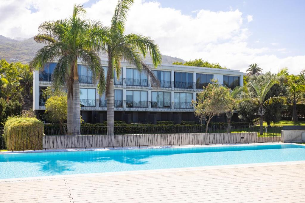 Bazén v ubytovaní Home2Book Stunning La Quinta, Pool alebo v jeho blízkosti