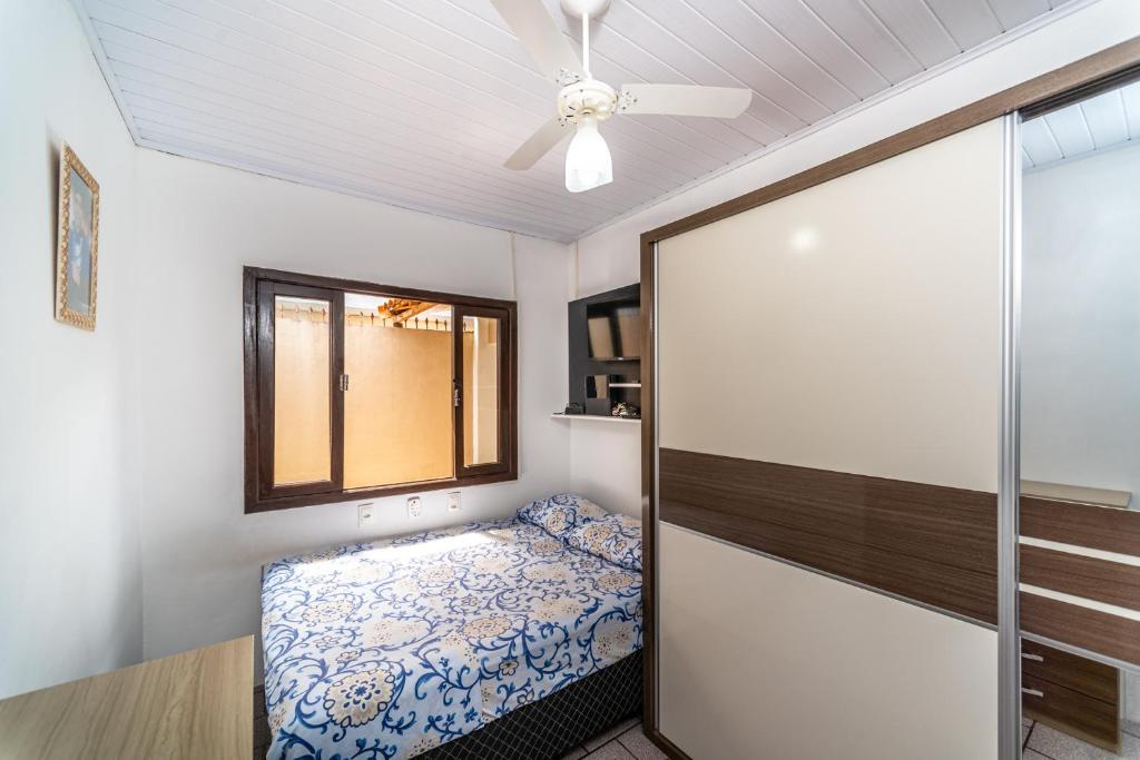  CASA 3 QUARTOS COM AR TV A CABO E WI-FI