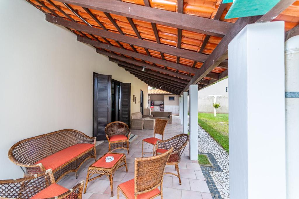 CASA 3 QUARTOS COM AR TV A CABO E WI-FI