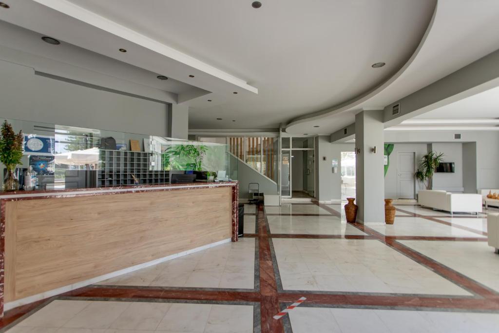 Vstupní hala nebo recepce v ubytování Georgioupolis Beach Hotel