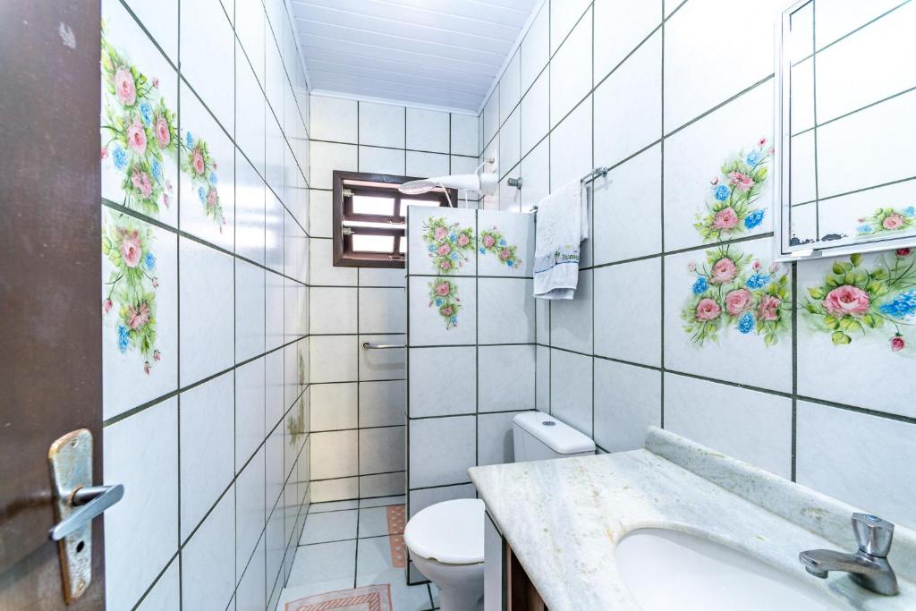  CASA 3 QUARTOS COM AR TV A CABO E WI-FI