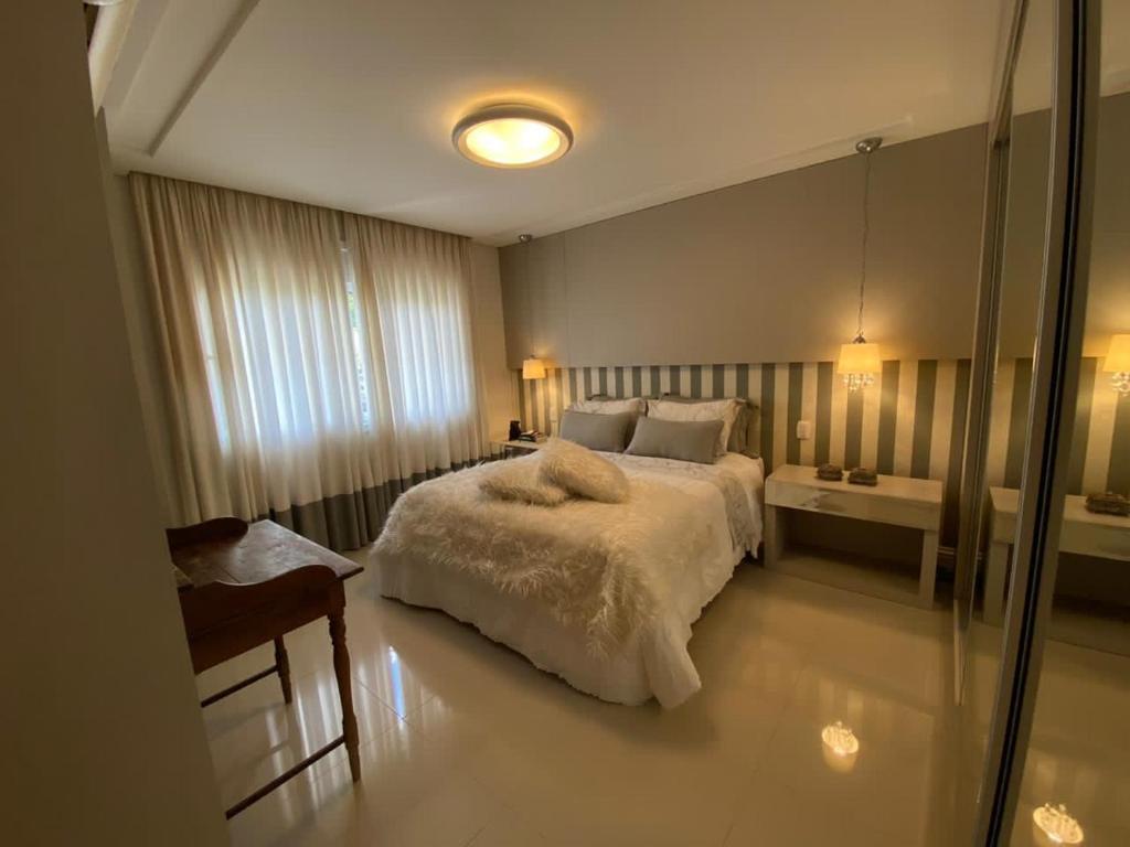  Casa luxuosa em condomínio na Serra Gaúcha