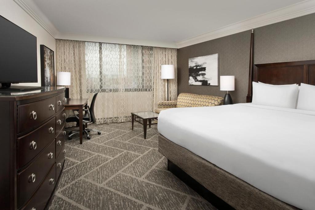 Crowne Plaza Hotel Portland-Downtown Convention Center, an IHG Hotel - 