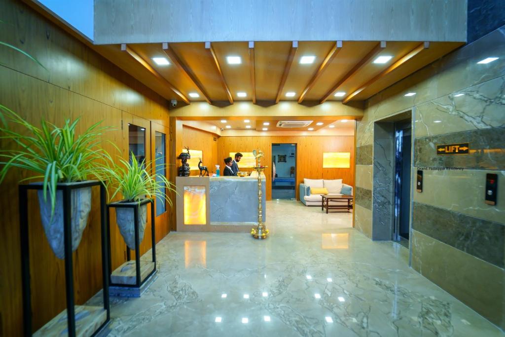 Vstupní hala nebo recepce v ubytování Grand Padappai Residency - GPR