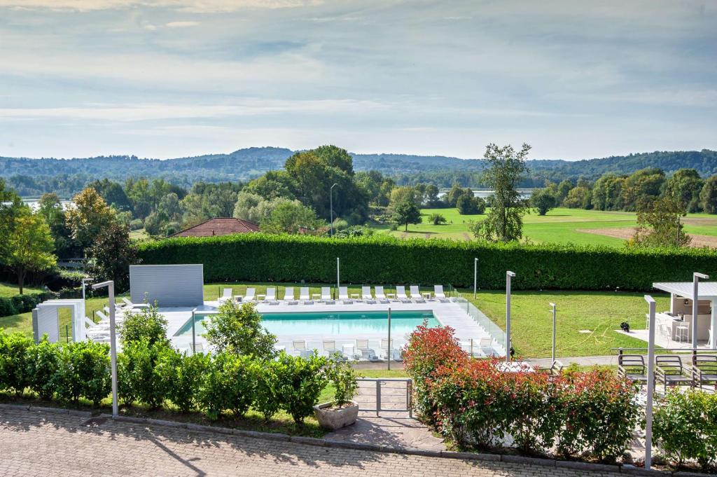 Basen w obiekcie Hotel Horizon Wellness & Spa Resort - Best Western Signature Collection lub w pobliżu