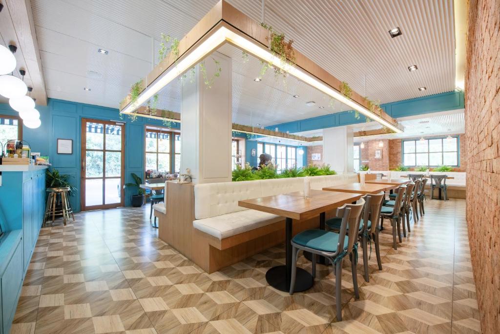 Blooming Hill Boutique Suites - Resim 40