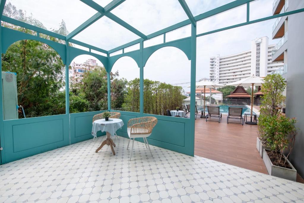 Blooming Hill Boutique Suites - Resim 41