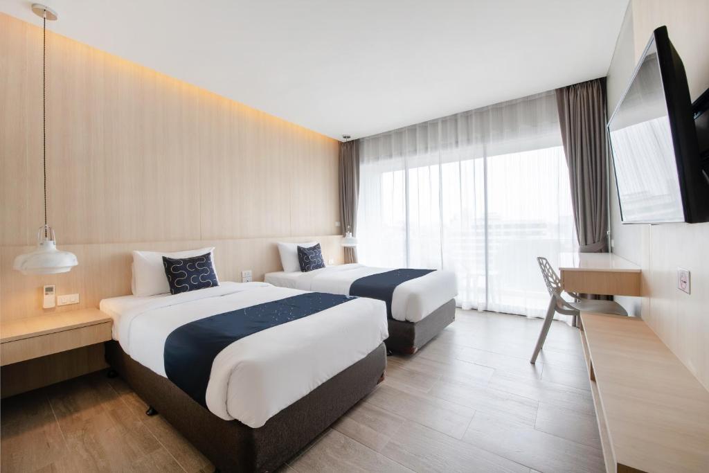 
Deluxe Twin Room with Sea View
