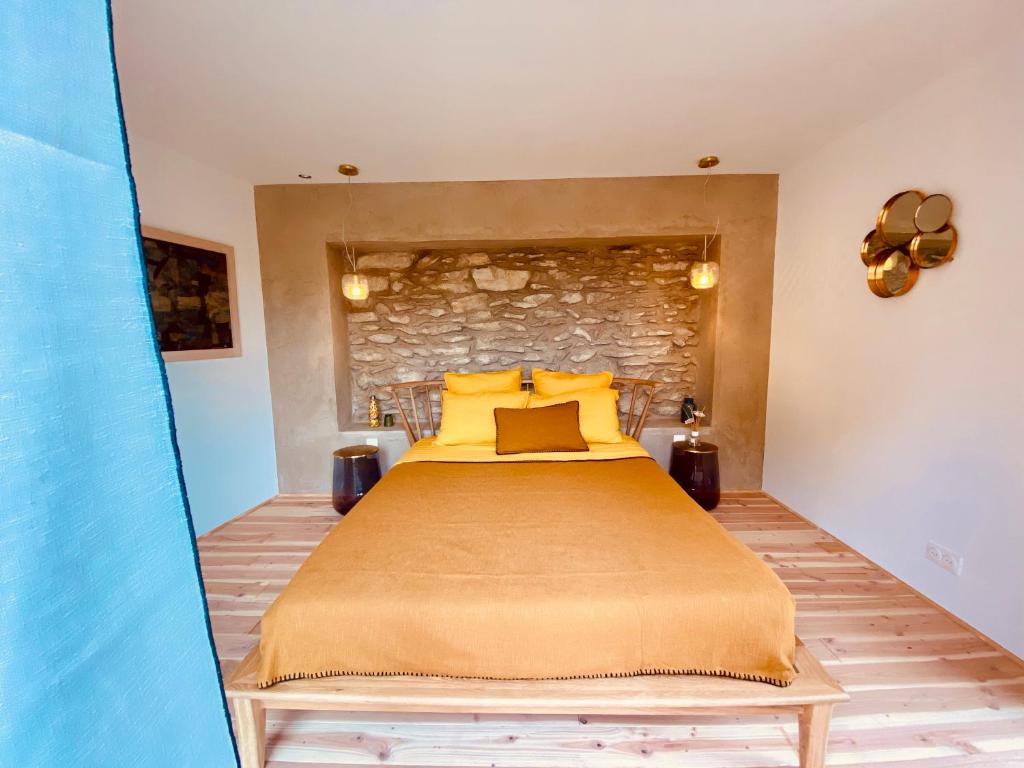 M&S - Maison FÉRAUD - Double Room With Private Bathroom